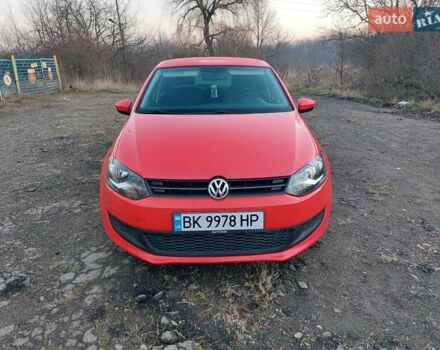 Червоний Фольксваген Поло, об'ємом двигуна 1.2 л та пробігом 200 тис. км за 5550 $, фото 17 на Automoto.ua