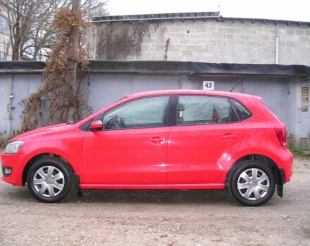 Красный Фольксваген Поло, объемом двигателя 1.4 л и пробегом 85 тыс. км за 8500 $, фото 4 на Automoto.ua