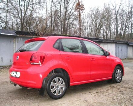 Красный Фольксваген Поло, объемом двигателя 1.4 л и пробегом 85 тыс. км за 8500 $, фото 1 на Automoto.ua