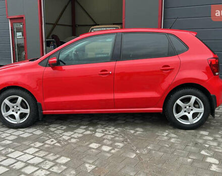Червоний Фольксваген Поло, об'ємом двигуна 1.39 л та пробігом 180 тис. км за 7850 $, фото 5 на Automoto.ua