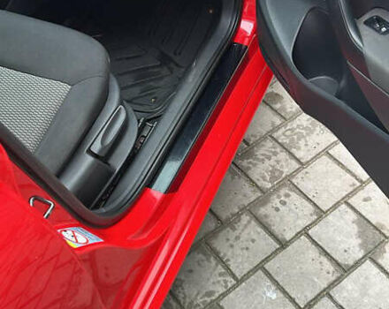 Червоний Фольксваген Поло, об'ємом двигуна 1.39 л та пробігом 180 тис. км за 7850 $, фото 10 на Automoto.ua