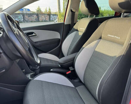 Красный Фольксваген Поло, объемом двигателя 1.2 л и пробегом 156 тыс. км за 9200 $, фото 26 на Automoto.ua