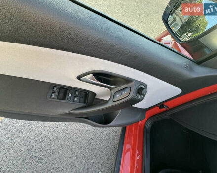 Красный Фольксваген Поло, объемом двигателя 1.2 л и пробегом 156 тыс. км за 9200 $, фото 30 на Automoto.ua