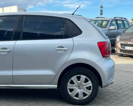 Красный Фольксваген Поло, объемом двигателя 2 л и пробегом 195 тыс. км за 6490 $, фото 5 на Automoto.ua