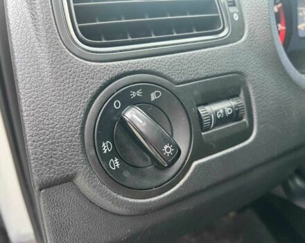 Красный Фольксваген Поло, объемом двигателя 2 л и пробегом 195 тыс. км за 6490 $, фото 18 на Automoto.ua