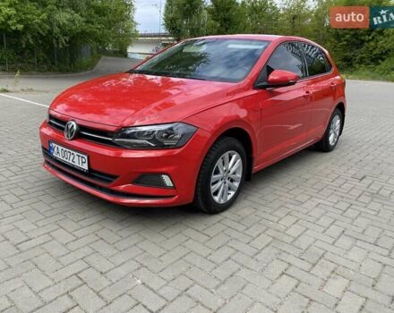 Красный Фольксваген Поло, объемом двигателя 1 л и пробегом 74 тыс. км за 12800 $, фото 1 на Automoto.ua