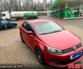 Красный Фольксваген Поло, объемом двигателя 1.6 л и пробегом 235 тыс. км за 5300 $, фото 1 на Automoto.ua