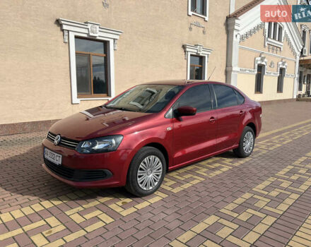 Красный Фольксваген Поло, объемом двигателя 1.6 л и пробегом 211 тыс. км за 6900 $, фото 4 на Automoto.ua