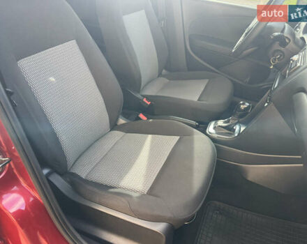 Красный Фольксваген Поло, объемом двигателя 1.6 л и пробегом 211 тыс. км за 6900 $, фото 15 на Automoto.ua