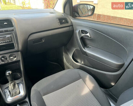 Красный Фольксваген Поло, объемом двигателя 1.6 л и пробегом 211 тыс. км за 6900 $, фото 18 на Automoto.ua