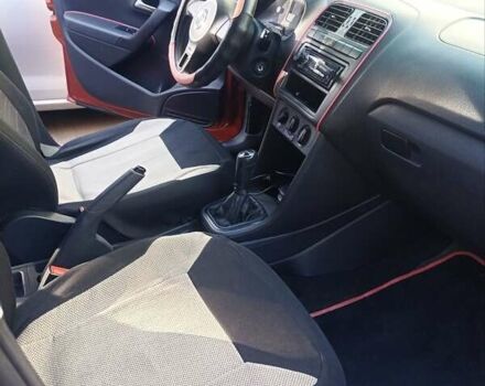 Красный Фольксваген Поло, объемом двигателя 1.6 л и пробегом 172 тыс. км за 6300 $, фото 9 на Automoto.ua