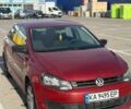 Красный Фольксваген Поло, объемом двигателя 1.6 л и пробегом 260 тыс. км за 5500 $, фото 4 на Automoto.ua