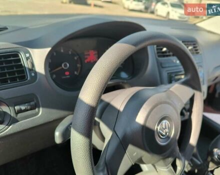 Червоний Фольксваген Поло, об'ємом двигуна 1.6 л та пробігом 220 тис. км за 4700 $, фото 1 на Automoto.ua