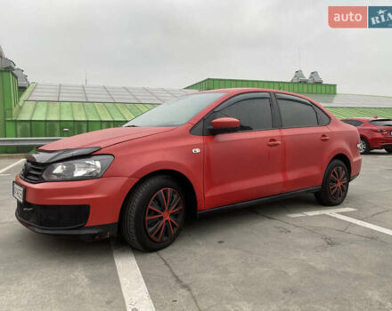 Червоний Фольксваген Поло, об'ємом двигуна 1.6 л та пробігом 212 тис. км за 7000 $, фото 1 на Automoto.ua