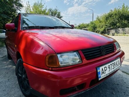 Фольксваген Поло 1997 у Запоріжжя на Automoto.ua Червоний Фольксваген Поло, об'ємом двигуна 1.4 л та пробігом 350 тис. км за 1803 $, фото 1 на Automoto.ua