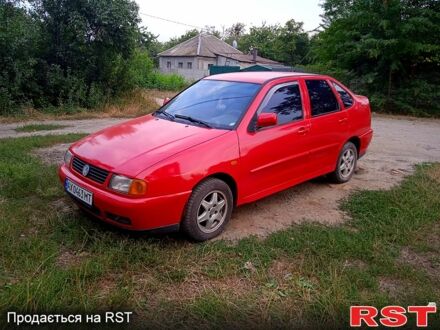 Фольксваген Поло 1997 в Харькове на Automoto.ua Красный Фольксваген Поло, объемом двигателя 1.4 л и пробегом 0 тыс. км за 2500 $, фото 1 на Automoto.ua