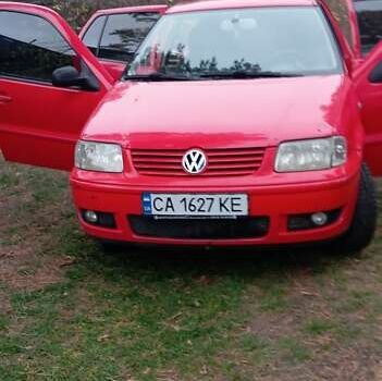 Червоний Фольксваген Поло, об'ємом двигуна 1.4 л та пробігом 277 тис. км за 3800 $, фото 1 на Automoto.ua