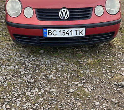 Красный Фольксваген Поло, объемом двигателя 1.4 л и пробегом 232 тыс. км за 3650 $, фото 1 на Automoto.ua