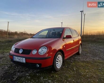 Красный Фольксваген Поло, объемом двигателя 1.2 л и пробегом 202 тыс. км за 2800 $, фото 1 на Automoto.ua