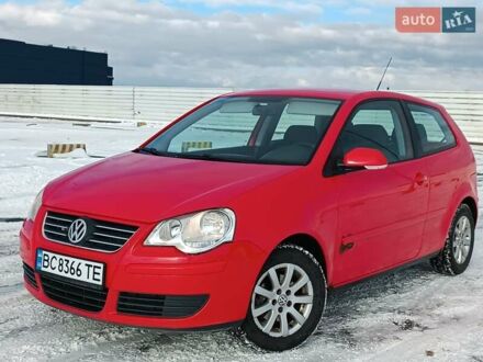 Красный Фольксваген Поло, объемом двигателя 1.2 л и пробегом 190 тыс. км за 2640 $, фото 1 на Automoto.ua