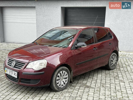 Червоний Фольксваген Поло, об'ємом двигуна 1.4 л та пробігом 320 тис. км за 3699 $, фото 1 на Automoto.ua