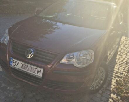 Красный Фольксваген Поло, объемом двигателя 1.4 л и пробегом 107 тыс. км за 7000 $, фото 1 на Automoto.ua