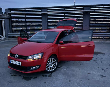 Червоний Фольксваген Поло, об'ємом двигуна 1.39 л та пробігом 112 тис. км за 6899 $, фото 1 на Automoto.ua
