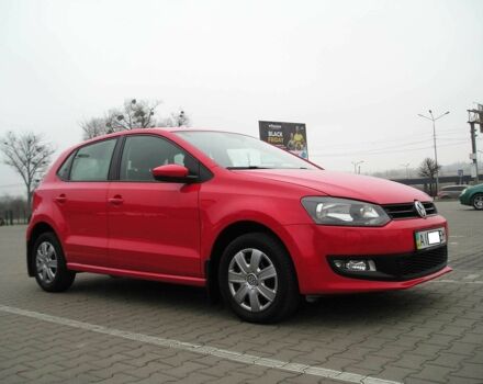 Красный Фольксваген Поло, объемом двигателя 1.4 л и пробегом 80 тыс. км за 8200 $, фото 1 на Automoto.ua