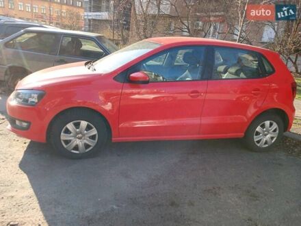 Фольксваген Поло 2012 в Киеве на Automoto.ua Красный Фольксваген Поло, объемом двигателя 1.39 л и пробегом 165 тыс. км за 8100 $, фото 1 на Automoto.ua