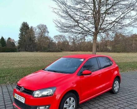 Красный Фольксваген Поло, объемом двигателя 1.4 л и пробегом 177 тыс. км за 4650 $, фото 1 на Automoto.ua