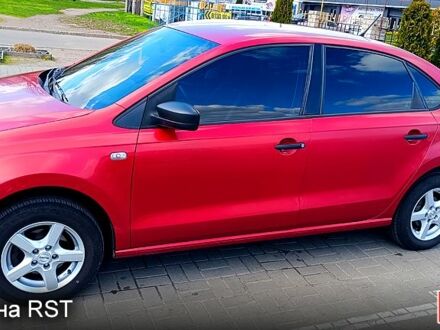 Фольксваген Поло 2013 в Черкассах на Automoto.ua Красный Фольксваген Поло, объемом двигателя 1.6 л и пробегом 222 тыс. км за 7600 $, фото 1 на Automoto.ua