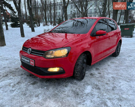 Красный Фольксваген Поло, объемом двигателя 1 л и пробегом 182 тыс. км за 6490 $, фото 1 на Automoto.ua