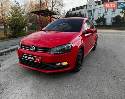 Красный Фольксваген Поло, объемом двигателя 1 л и пробегом 182 тыс. км за 5390 $, фото 1 на Automoto.ua