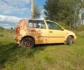 Желтый Фольксваген Поло, объемом двигателя 1.3 л и пробегом 250 тыс. км за 1600 $, фото 5 на Automoto.ua