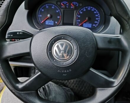 Желтый Фольксваген Поло, объемом двигателя 1.4 л и пробегом 123 тыс. км за 5300 $, фото 16 на Automoto.ua