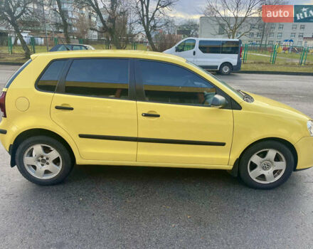 Жовтий Фольксваген Поло, об'ємом двигуна 1.4 л та пробігом 183 тис. км за 5700 $, фото 3 на Automoto.ua