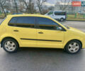 Жовтий Фольксваген Поло, об'ємом двигуна 1.4 л та пробігом 183 тис. км за 5700 $, фото 3 на Automoto.ua