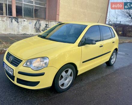 Жовтий Фольксваген Поло, об'ємом двигуна 1.4 л та пробігом 183 тис. км за 5700 $, фото 1 на Automoto.ua