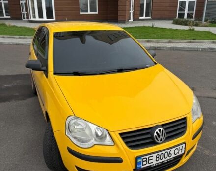 Желтый Фольксваген Поло, объемом двигателя 1.4 л и пробегом 150 тыс. км за 4000 $, фото 1 на Automoto.ua