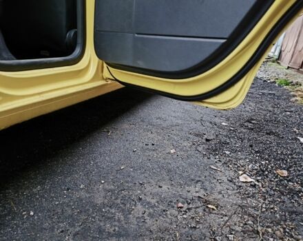 Желтый Фольксваген Поло, объемом двигателя 1.4 л и пробегом 123 тыс. км за 5300 $, фото 11 на Automoto.ua