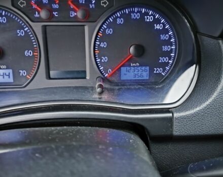 Желтый Фольксваген Поло, объемом двигателя 1.4 л и пробегом 123 тыс. км за 5300 $, фото 18 на Automoto.ua