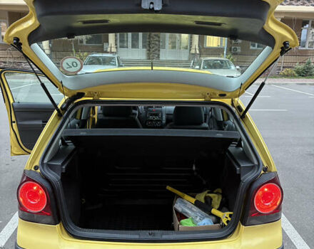 Желтый Фольксваген Поло, объемом двигателя 1.39 л и пробегом 239 тыс. км за 5000 $, фото 21 на Automoto.ua