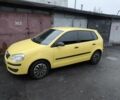 Желтый Фольксваген Поло, объемом двигателя 1.4 л и пробегом 123 тыс. км за 5300 $, фото 1 на Automoto.ua