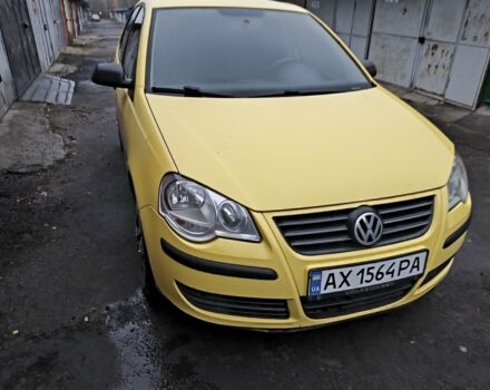 Желтый Фольксваген Поло, объемом двигателя 1.4 л и пробегом 123 тыс. км за 5300 $, фото 4 на Automoto.ua