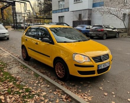 Желтый Фольксваген Поло, объемом двигателя 1.4 л и пробегом 150 тыс. км за 4000 $, фото 4 на Automoto.ua