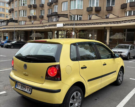 Желтый Фольксваген Поло, объемом двигателя 1.39 л и пробегом 239 тыс. км за 5000 $, фото 8 на Automoto.ua