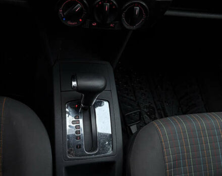 Желтый Фольксваген Поло, объемом двигателя 1.39 л и пробегом 239 тыс. км за 5000 $, фото 17 на Automoto.ua