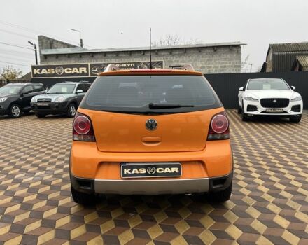 Жовтий Фольксваген Поло, об'ємом двигуна 1.4 л та пробігом 239 тис. км за 5350 $, фото 6 на Automoto.ua