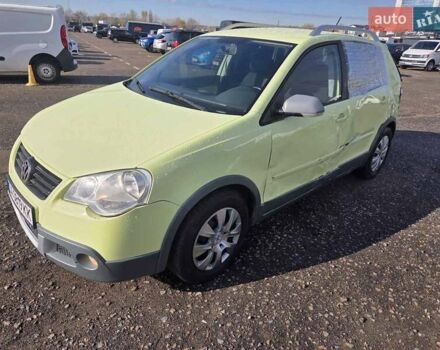 Желтый Фольксваген Поло, объемом двигателя 1.6 л и пробегом 124 тыс. км за 2990 $, фото 6 на Automoto.ua