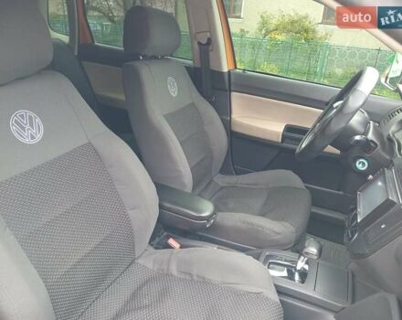 Жовтий Фольксваген Поло, об'ємом двигуна 1.39 л та пробігом 140 тис. км за 4500 $, фото 24 на Automoto.ua